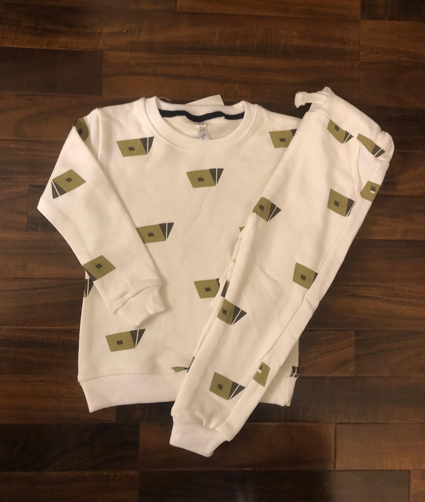 Winters casual tracksuit for kids