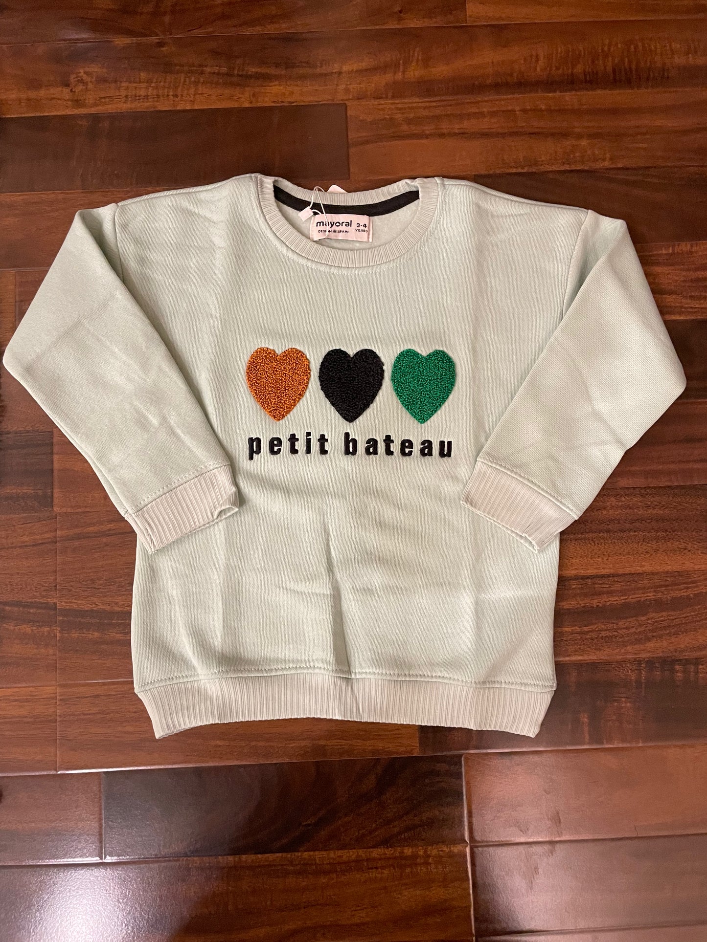 Green multi hearts sweatshirt for kids