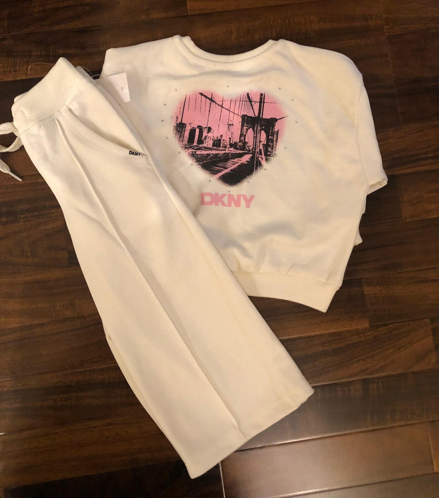 Heart logo flapper Tracksuit for girls