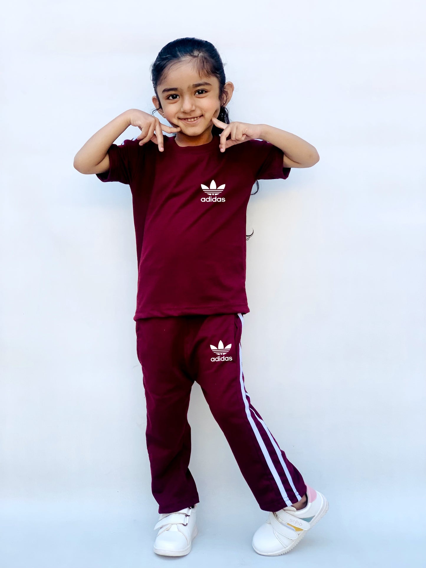 Maroon adi logo side stripes tracksuit