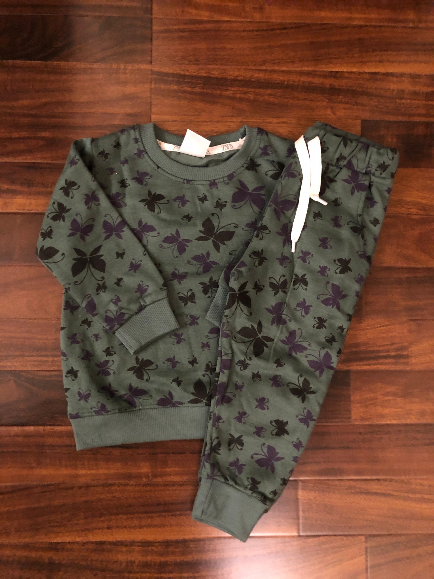 Dark green butterflies tracksuit