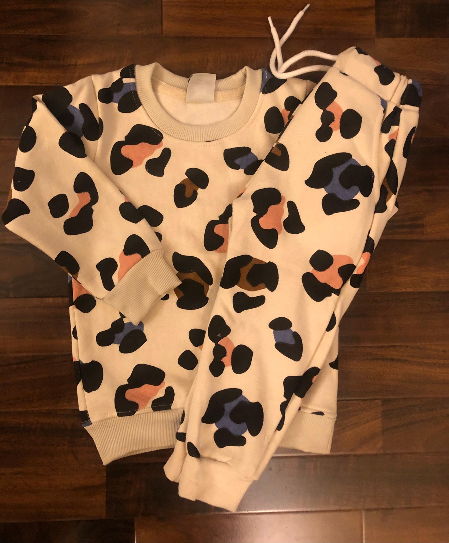 Camouflage tracksuit for kids