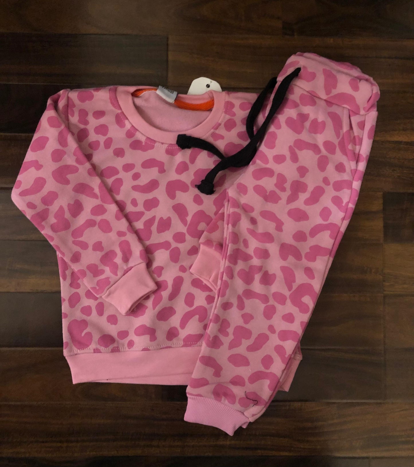 Pink leopard tracksuit for kids