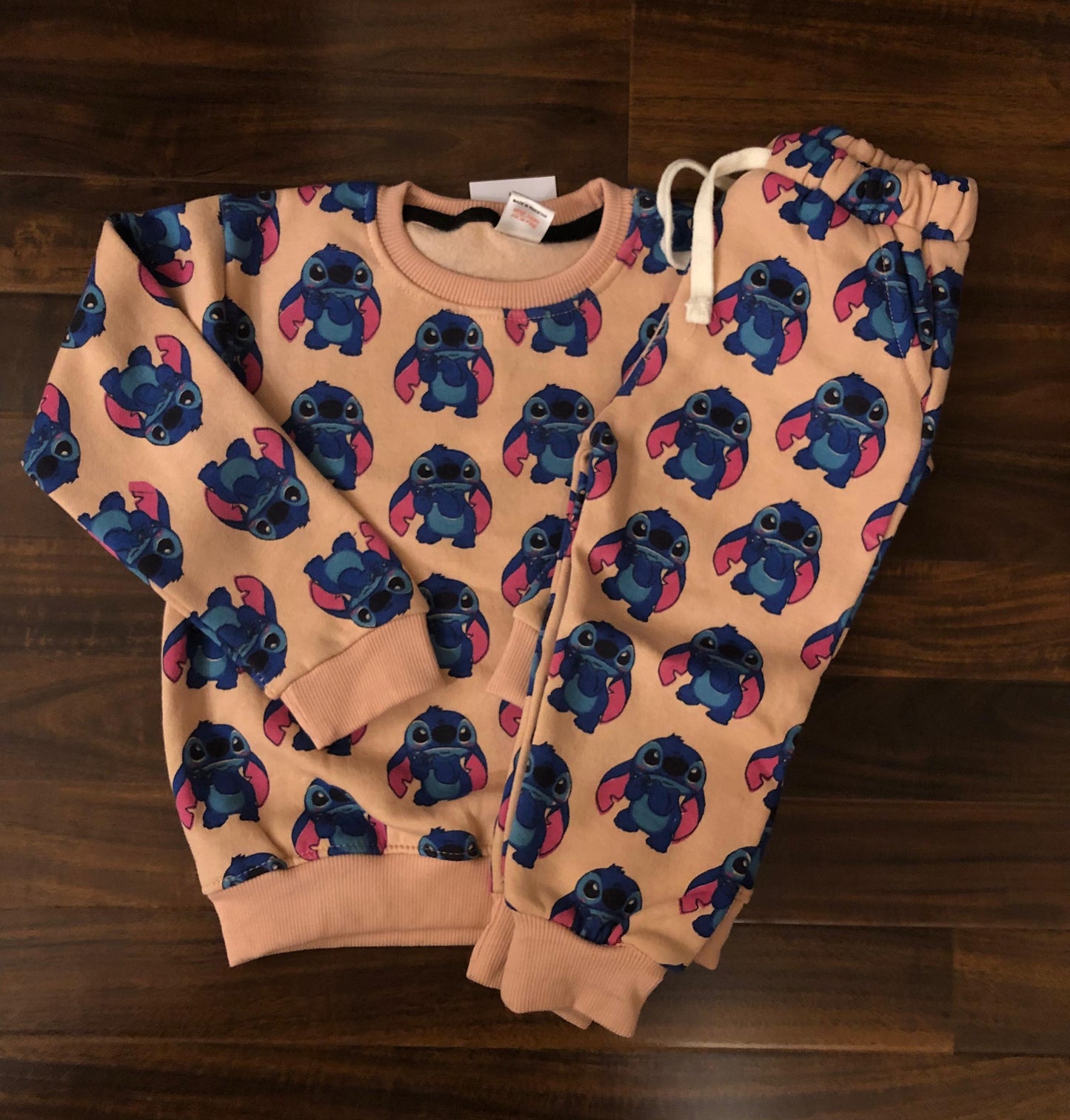 Pink stitch tracksuit for kids