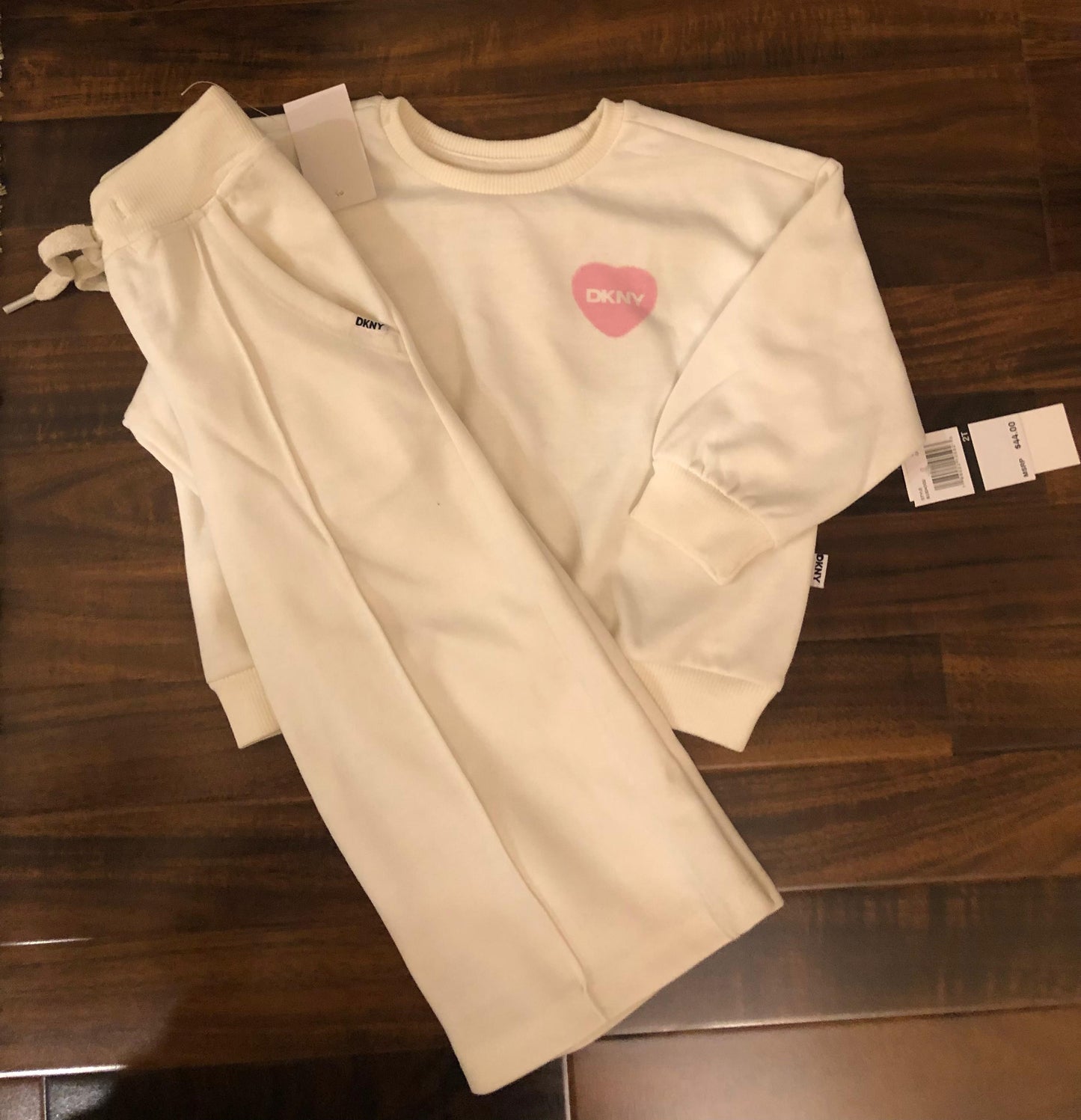 Heart logo flapper Tracksuit for girls