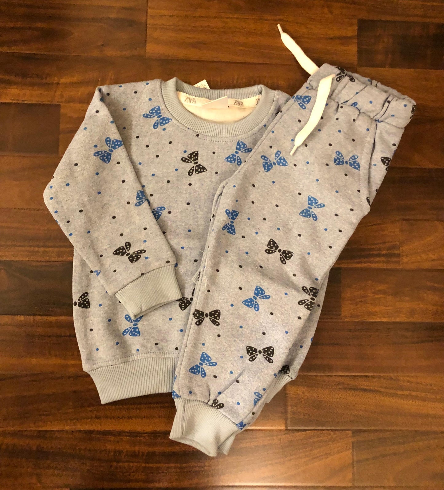Grey bows tracksuit for kids