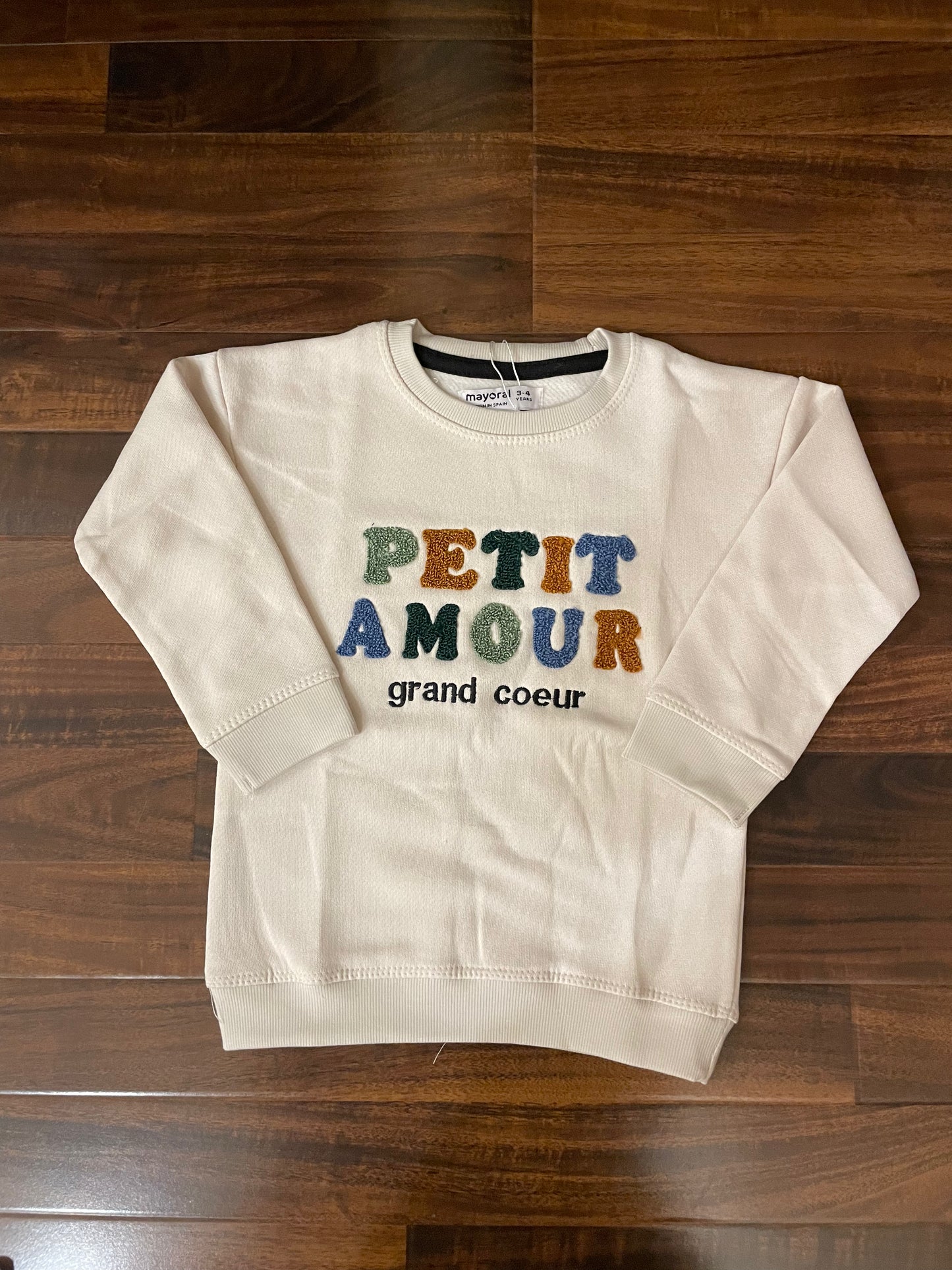 Petit amour graphic sweatshirt for kids