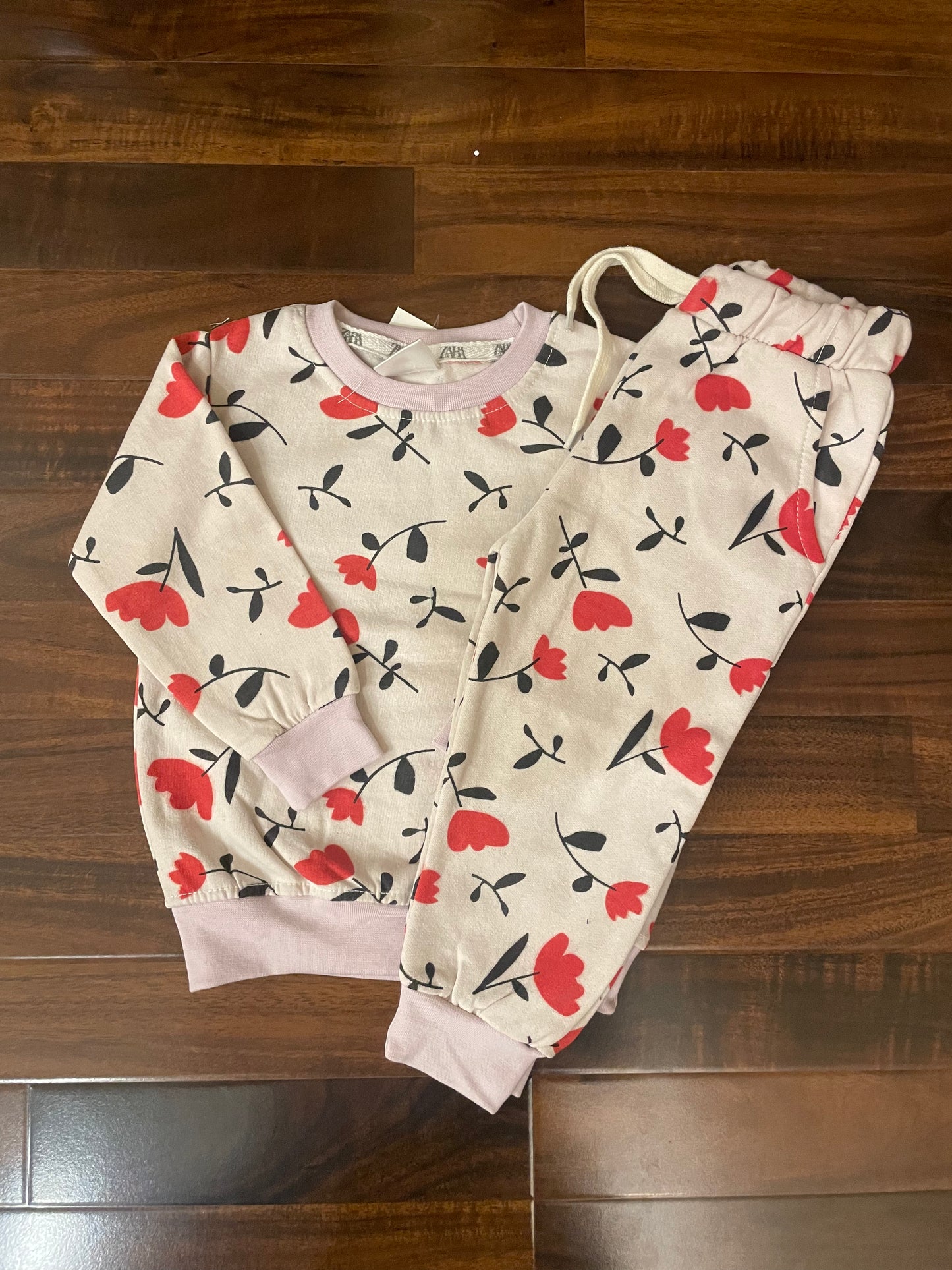 Petal play tracksuit for kids