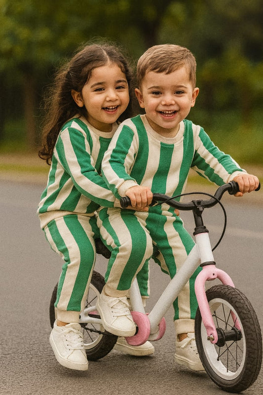 Green and white stripes tracksuit