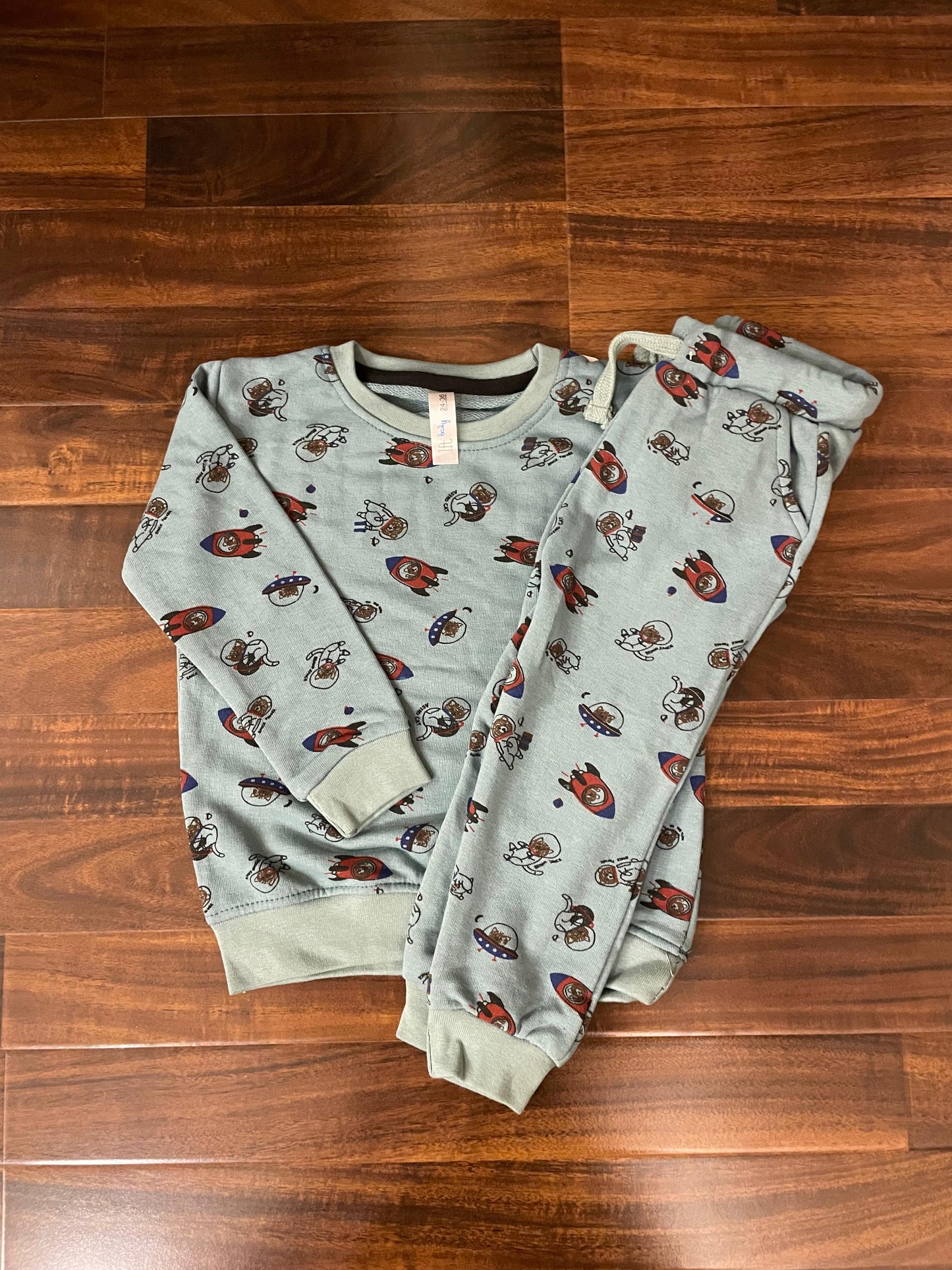 Astro cats tracksuit for kids