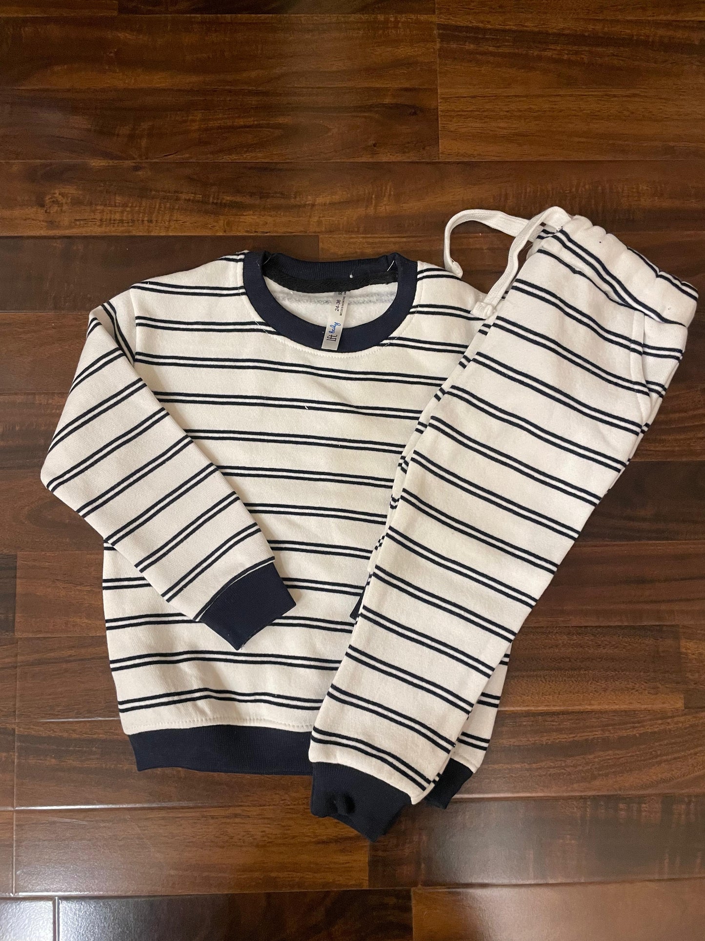 Black white dual lines tracksuit for kids