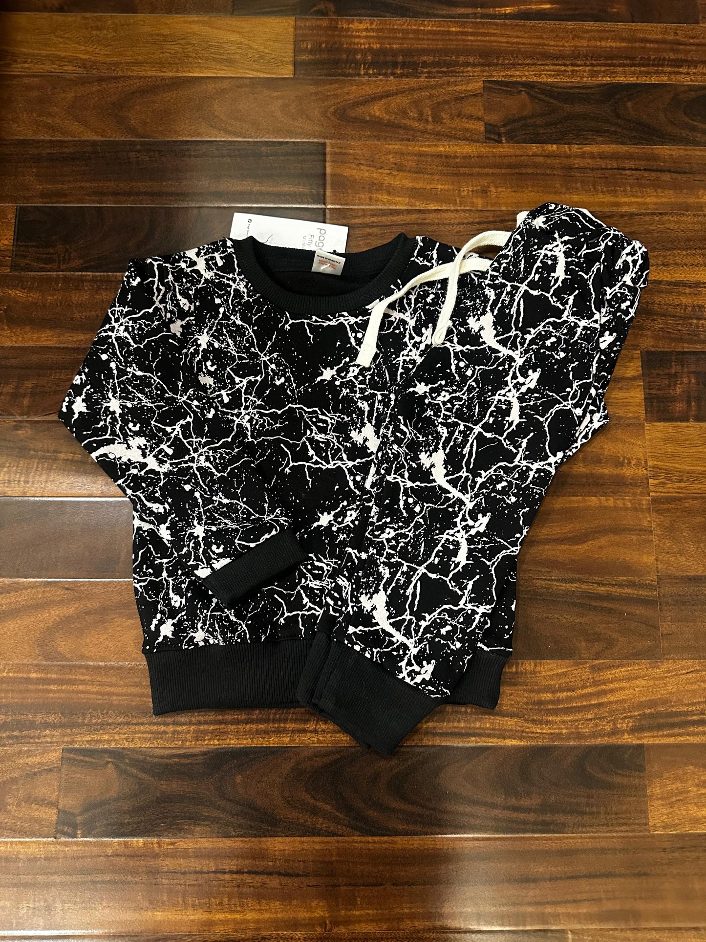 Black thunder tracksuit for kids