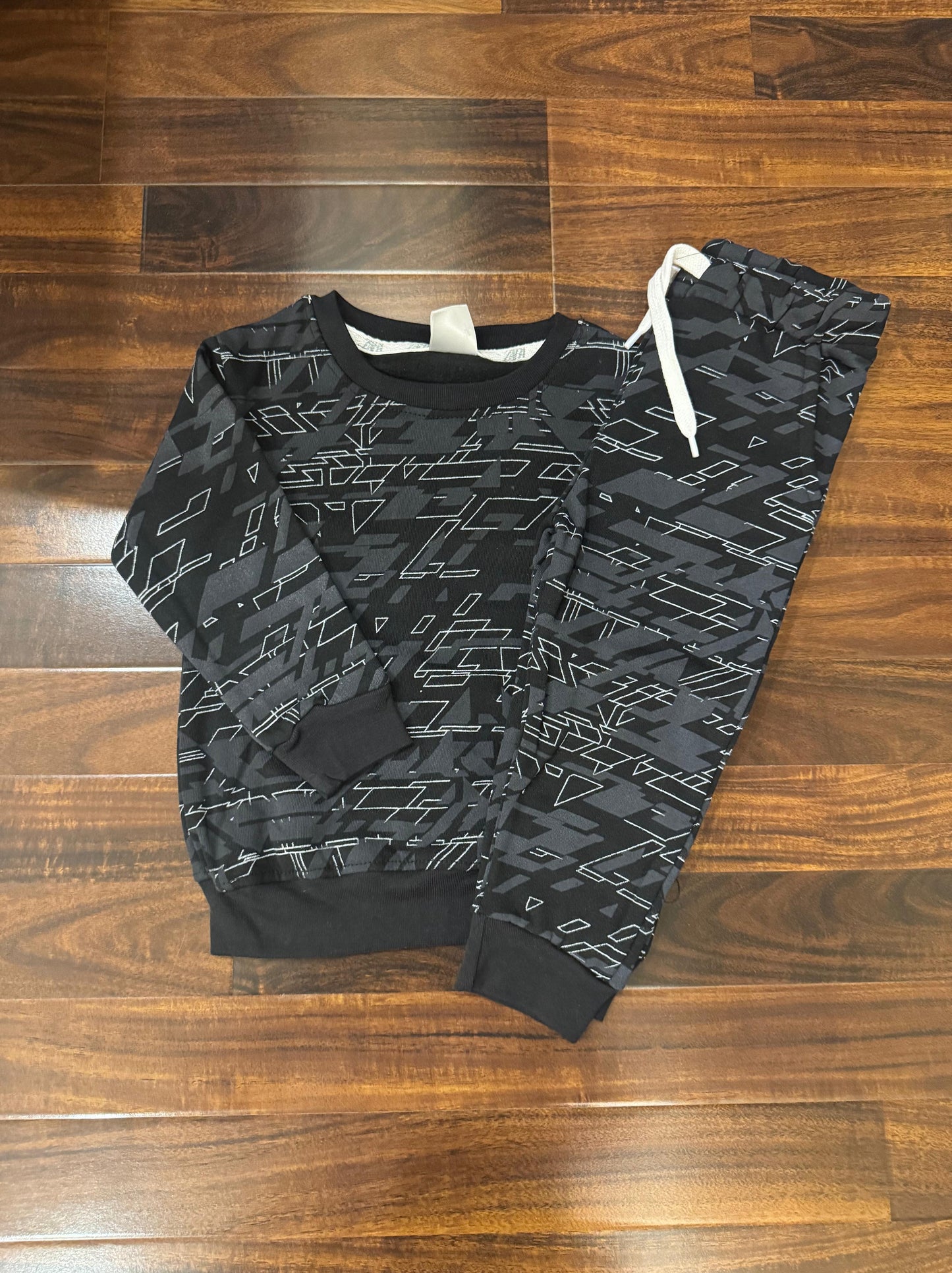 Black Aeropostale tracksuit for kids
